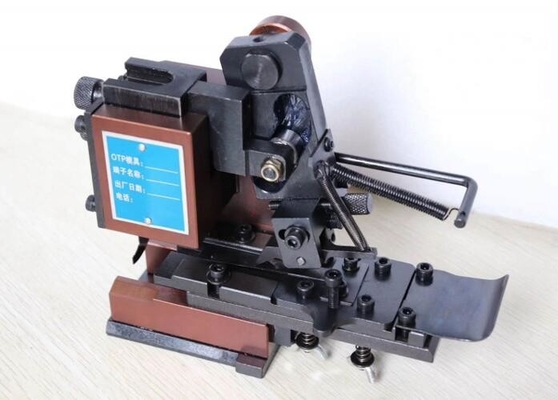 ५।  5KG टर्मिनल क्रिम्पिंग टूल हाई प्रिसिसन 30 / 40MM स्ट्रोक RZT - JA06